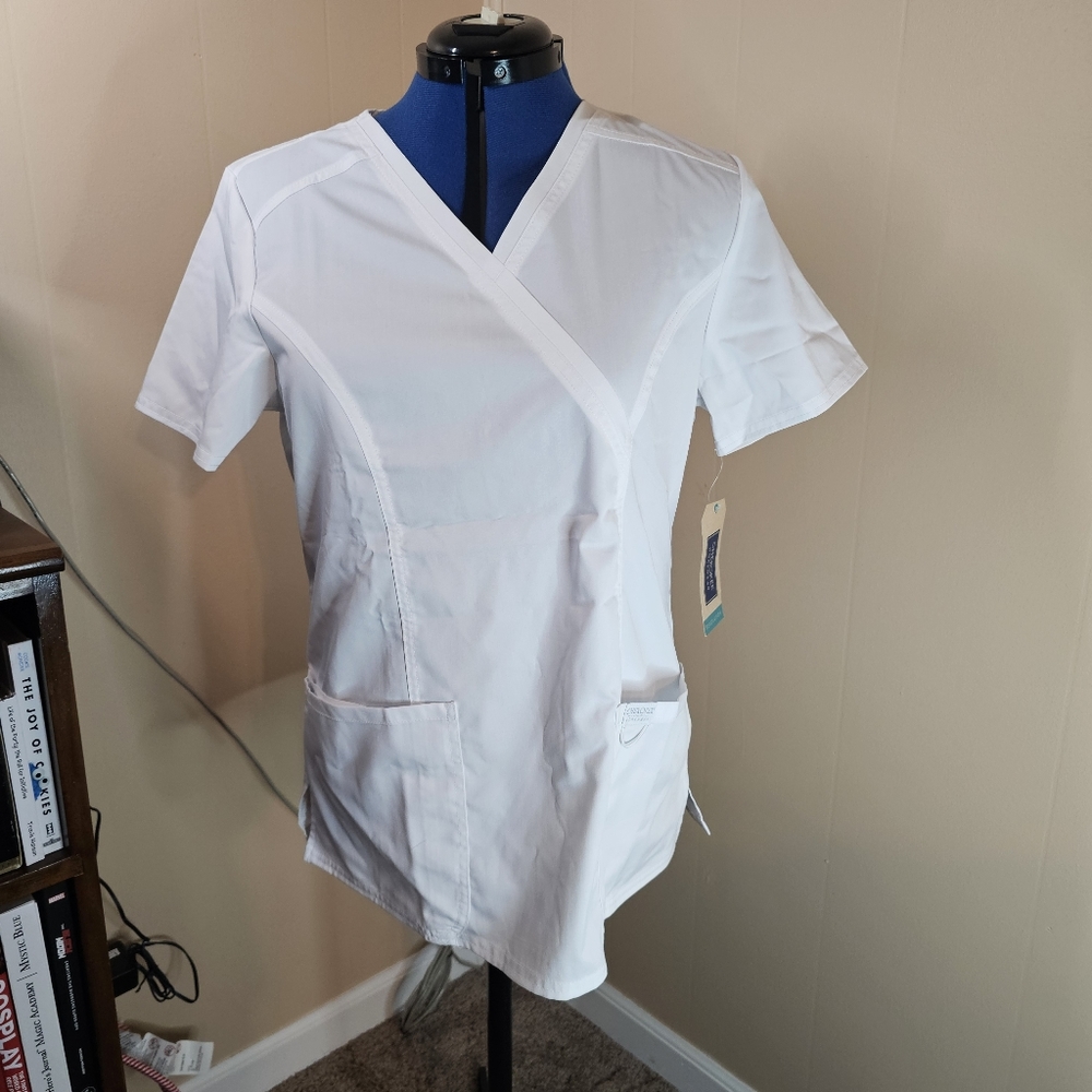 Cherokee Revolution Medium White Mock Wrap Scrub Top